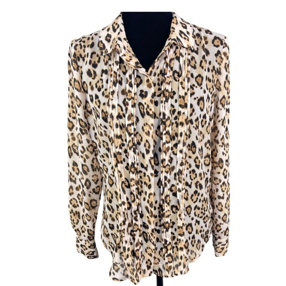 3/30$ 🔥 Guess Long Sleeve Animal Print Button Down Blouse size S - Picture 1 of 15